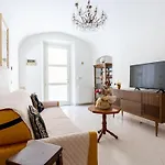 Casa Nadina